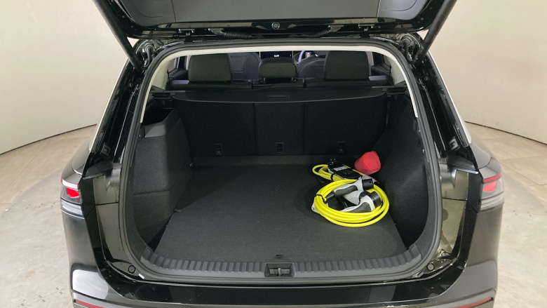 Volkswagen Tayron 1.5 TSI eHybrid Life 5dr DSG6 Estate